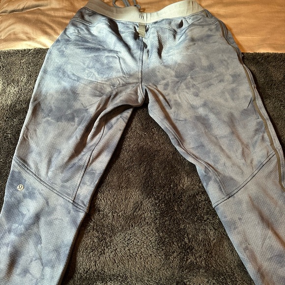 Lululemon Blue jogger running workout - Picture 3 of 3